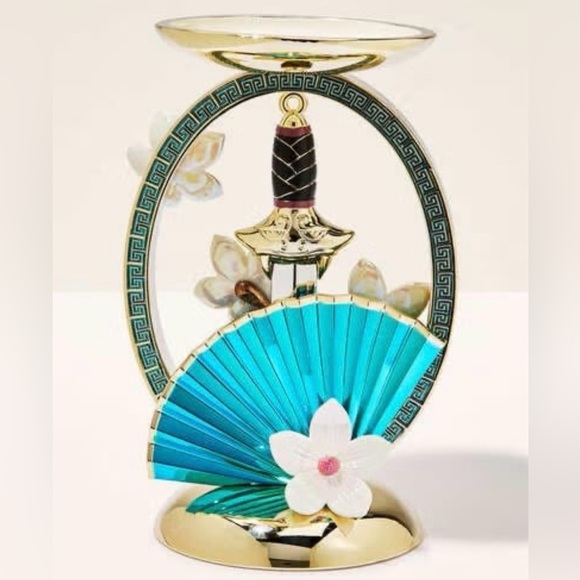 Bath & Body Works Disney Princess Mulan Pedestal 3 Wick Candle Holder 2026 NEW - Picture 3 of 5